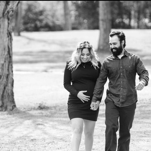 Meet your Posher, Stela - Picture 1 of 1